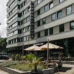 Hotel The Social Hub Extended 3*