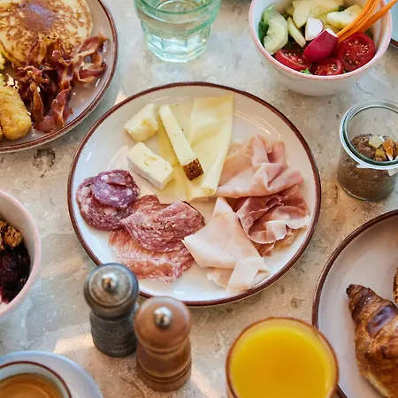 The Social Hub Extended 3* Rotterdam