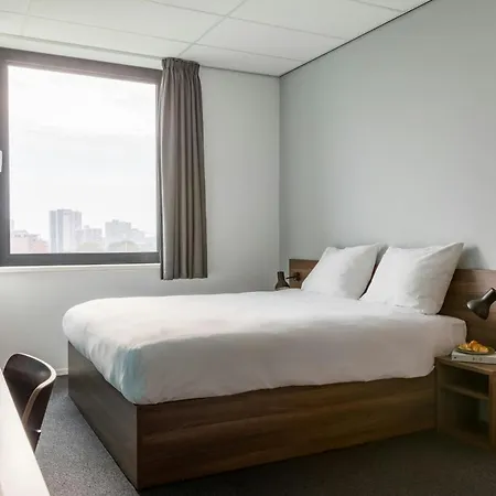 Hotel The Social Hub Extended 3*