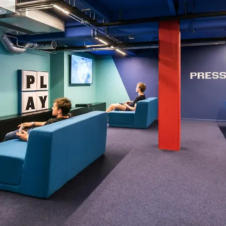 The Social Hub Extended Hotel 3*