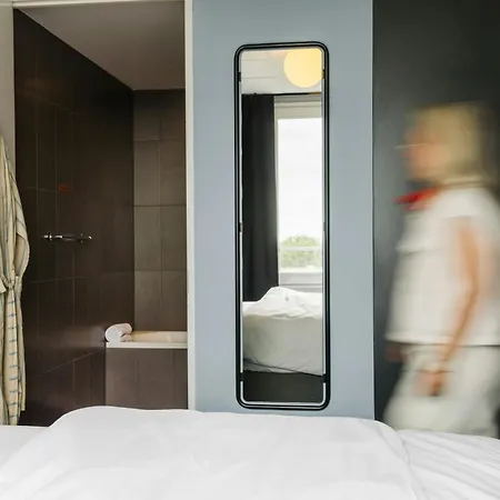 The Social Hub Extended 3* Rotterdam