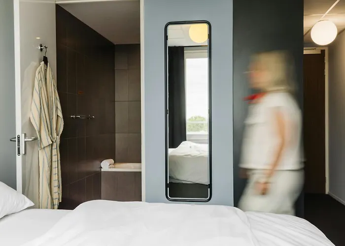 The Social Hub Extended 3* Rotterdam